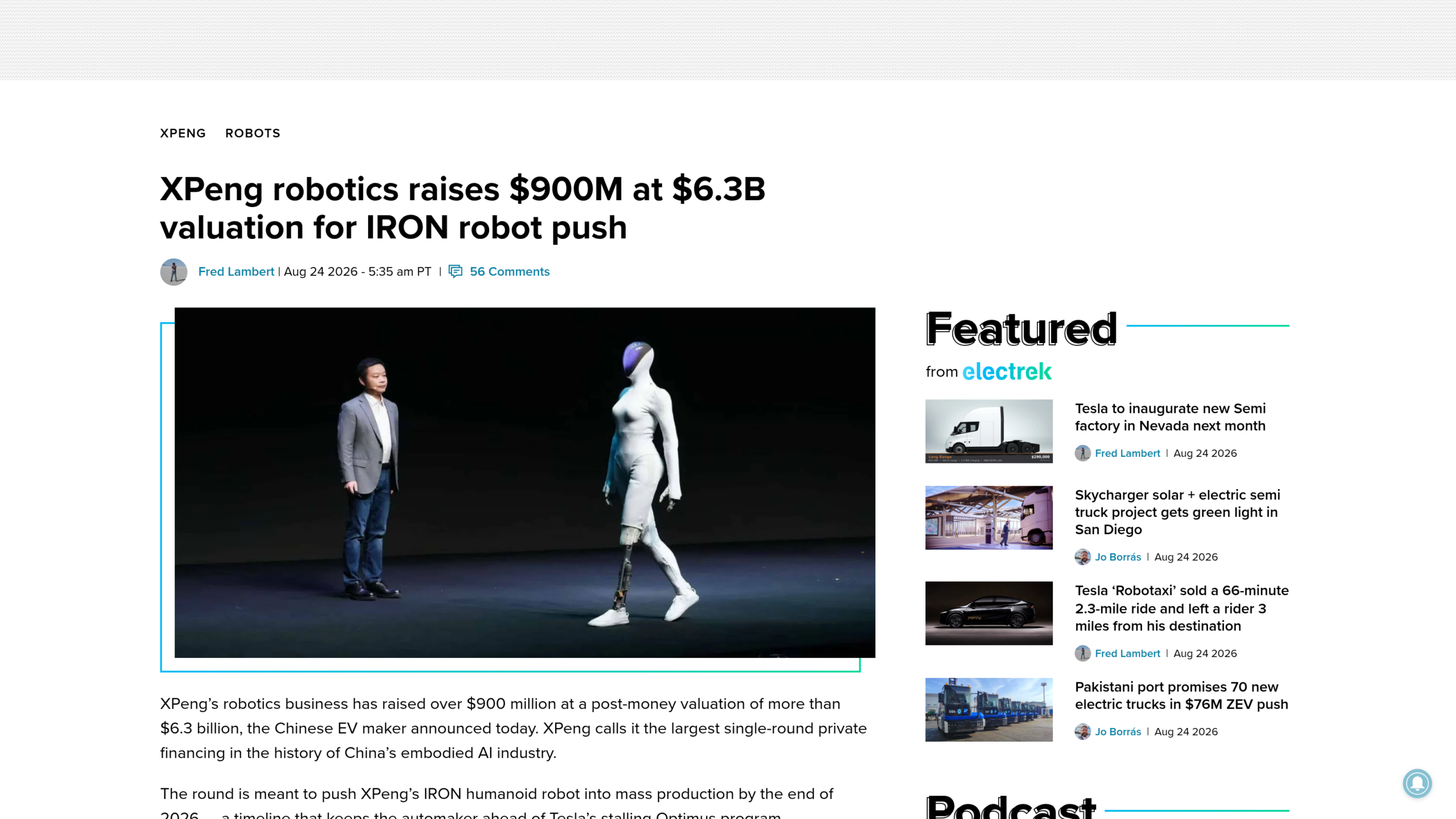 XPeng IRON : le robot humanoïde marchant sur scène
