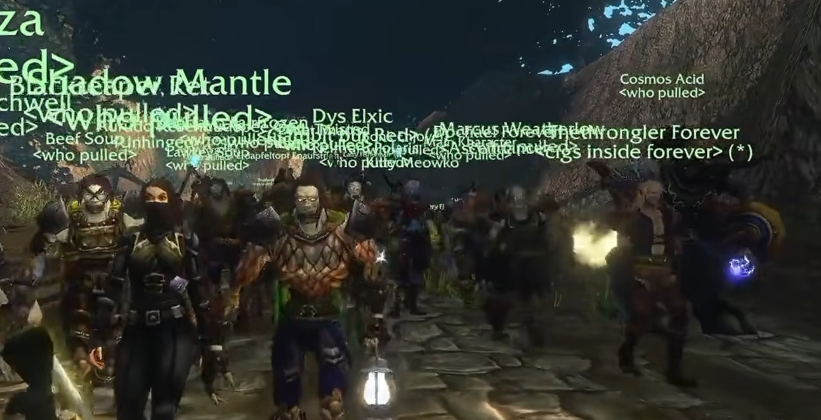 Groupe de joueurs Réprouvés de la Horde avançant de nuit, des dizaines de noms de joueurs superposés au-dessus d'eux